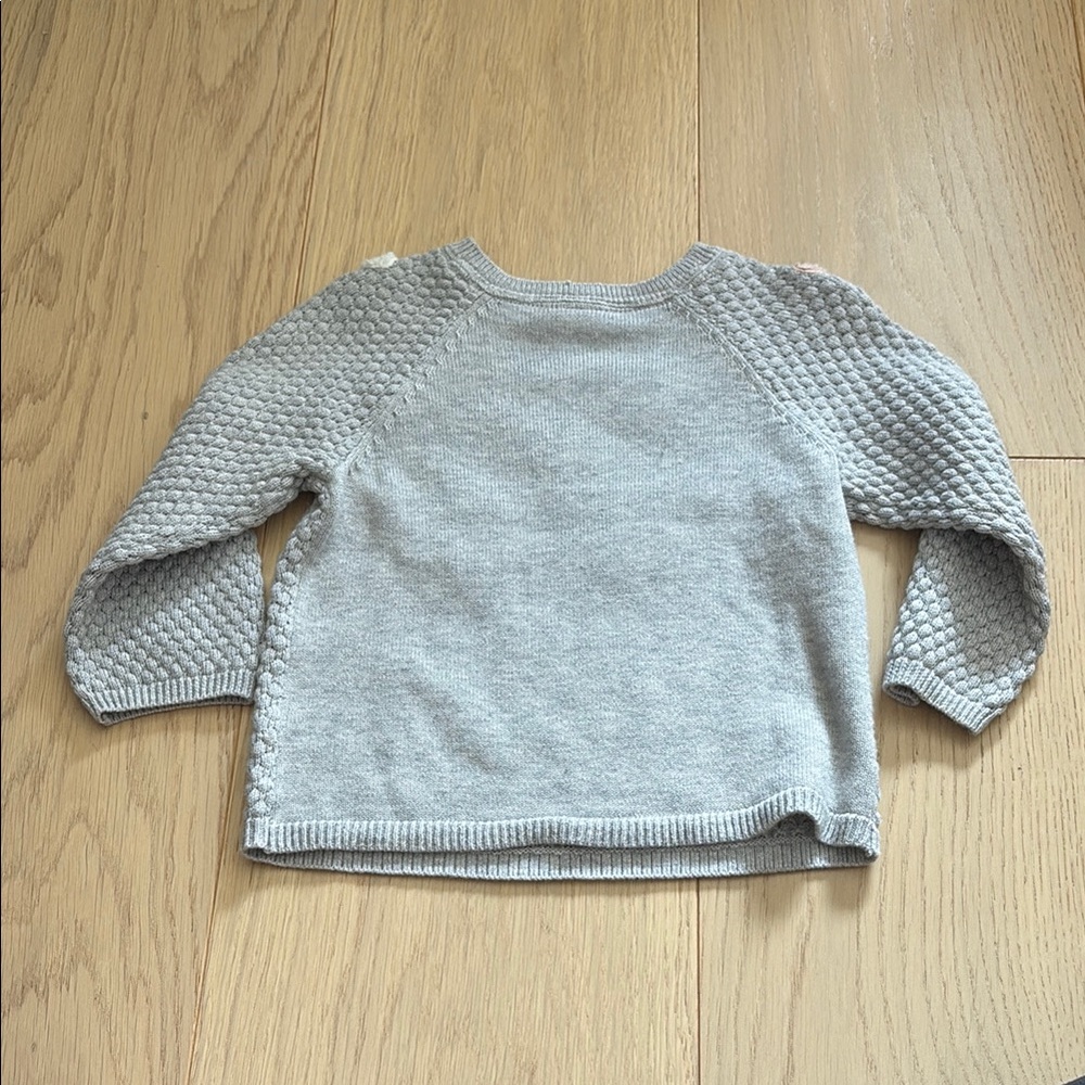 2/$15 H&M Baby Girl Grey and Pink Hearts Knit Sweater - Picture 4 of 7